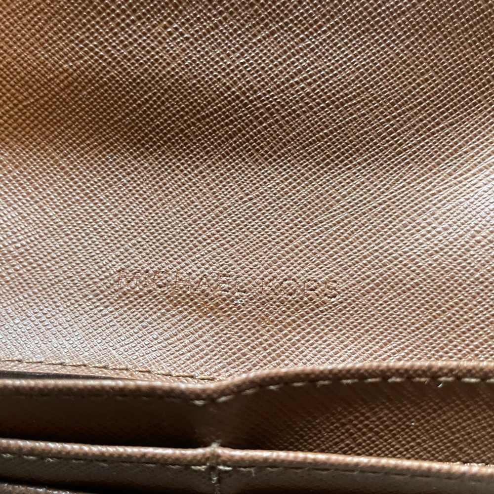 Michael Kors Wallet 2pc Set - Picture 8 of 10